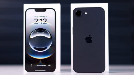 Apple iphone 16e box